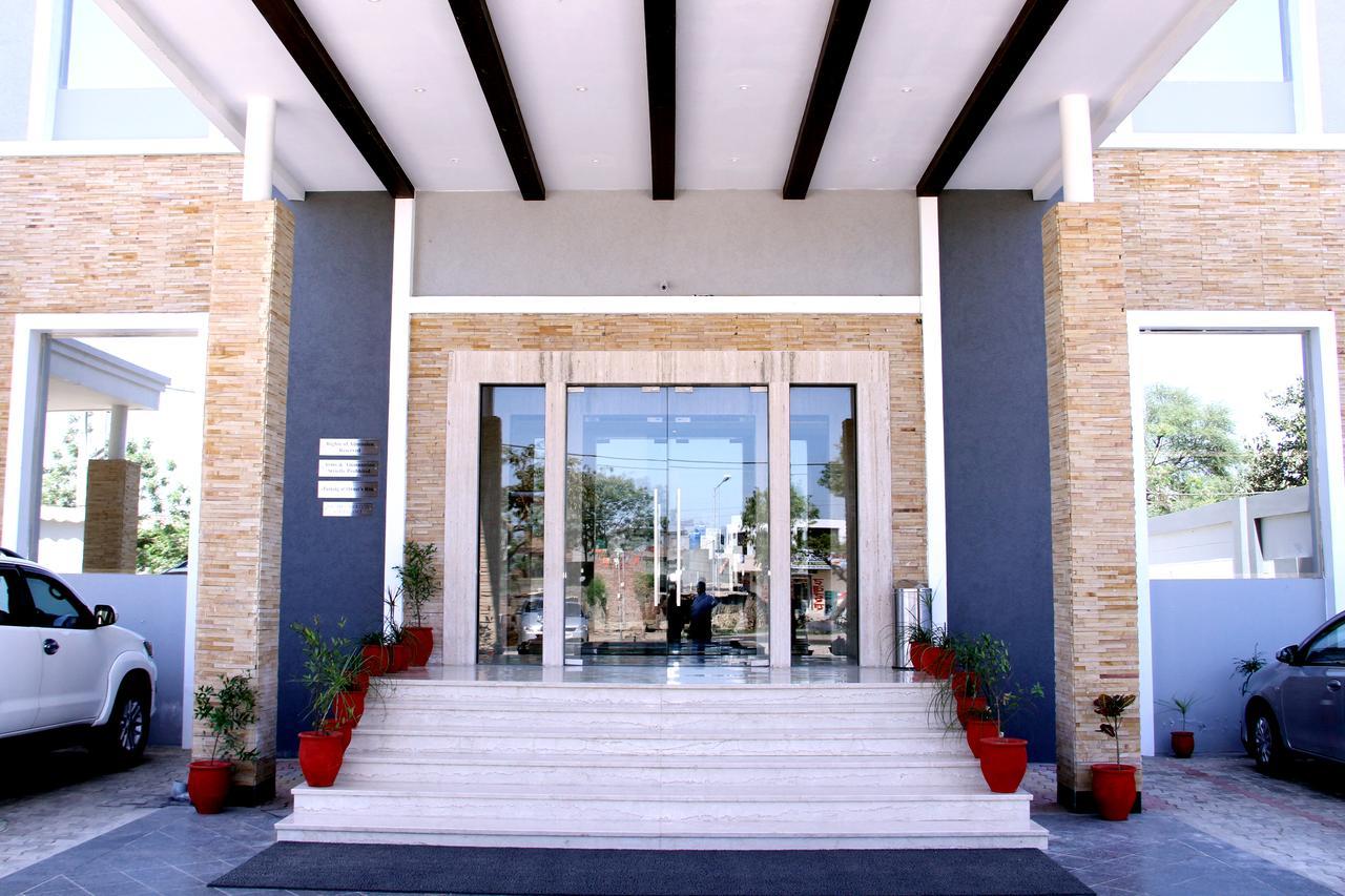 Nawāshahr Continent Hotel Nawanshahr المظهر الخارجي الصورة